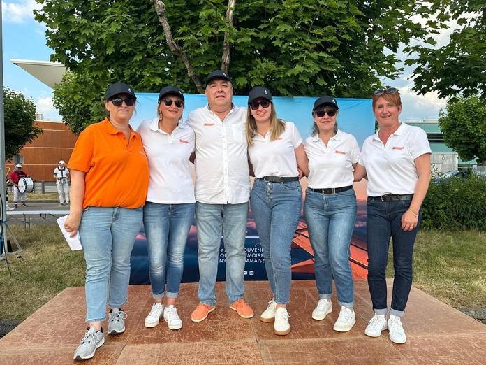 Vitamine Vacances fête ses 15 ans à l'aéroport de Saint-Etienne - Photo Vitamine Vacances Vitamine Vacances fête ses 15 ans à l'aéroport de Saint-Etienne - Photo Vitamine Vacances