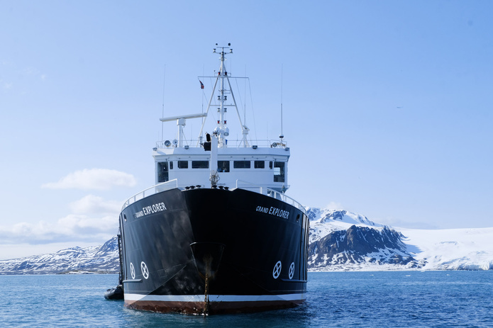 Grands Espaces annonce l’acquisition conjointe du yacht polaire L’Explorer, renommé "Grand Explorer" - Photo : Grands Espaces Grands Espaces annonce l’acquisition conjointe du yacht polaire L’Explorer, renommé "Grand Explorer" - Photo : Grands Espaces