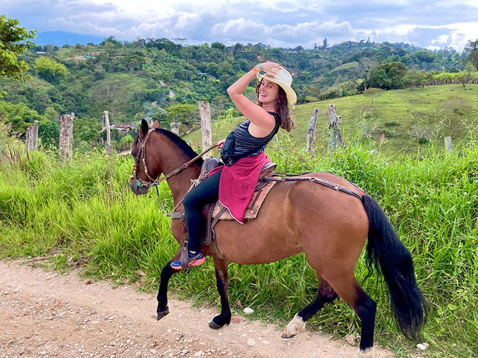 Balade à cheval © Marianne Jagu Balade à cheval © Marianne Jagu