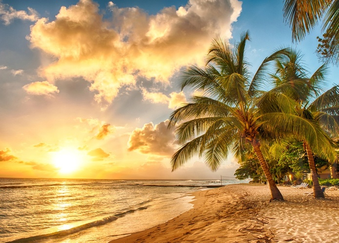 Tourisme 2025 : une saison d'été sous surveillance - Photo : Depositphotos.com @fyletto