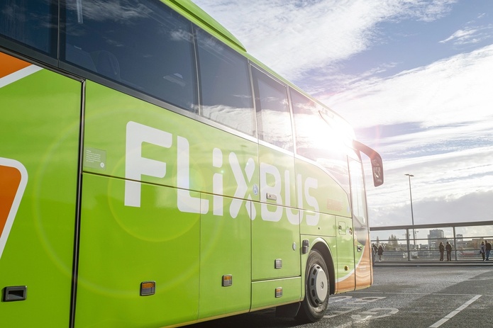 FlixBus célèbre ses 10 ans en France avec un réseau étendu - Photo : Depositphotos.com @Natty88