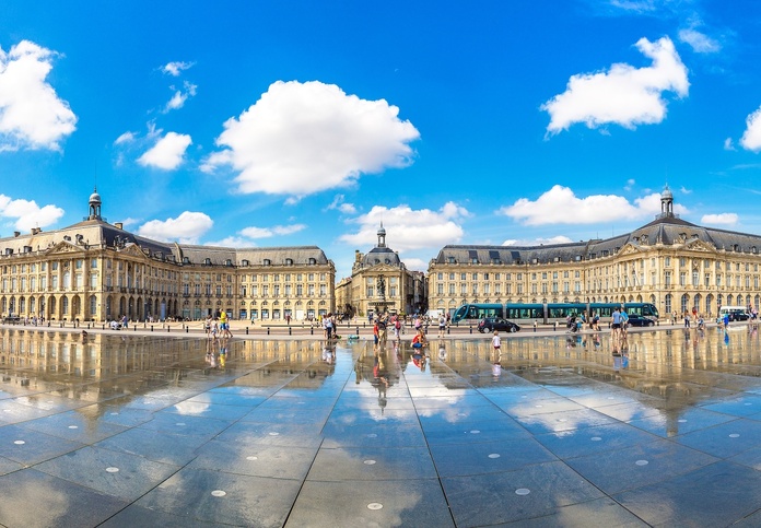 Le marché hôtelier bordelais poursuit sa transformation - Depositphotos @bloodua