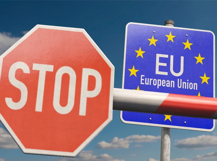 Une dizaine de pays européens ont rétabli les contrôle aux frontières - Depositphotos @Pictograph
