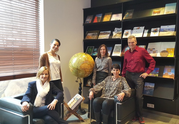 Jean-Maurice Ravon, en compagnie de ses conseillères voyages et responsable production - DR : A.B. Jean-Maurice Ravon, en compagnie de ses conseillères voyages et responsable production - DR : A.B.