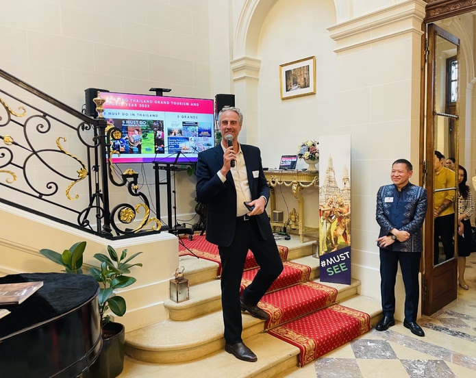 Sous le regard de l’ambassadeur, le PDG d’ASIA a salué la Thaïlande « véritable locomotive de l’Asie ». Photo : C.Hardin Sous le regard de l’ambassadeur, le PDG d’ASIA a salué la Thaïlande « véritable locomotive de l’Asie ». Photo : C.Hardin