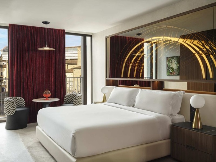 Le cabinet international AvroKO a imaginé des intérieurs mêlant rétro et contemporain. Ici, une suite - Photo : W Hotels Le cabinet international AvroKO a imaginé des intérieurs mêlant rétro et contemporain. Ici, une suite - Photo : W Hotels