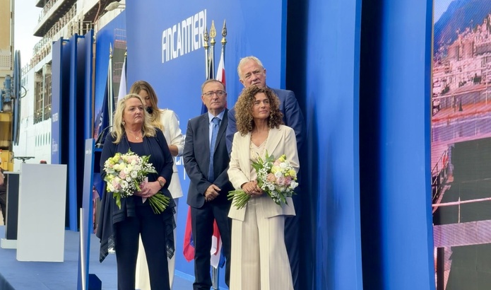 A gauche : Caroline Cooney-Hurrell; A droite : Franca Parisi - @MF A gauche : Caroline Cooney-Hurrell; A droite : Franca Parisi - @MF