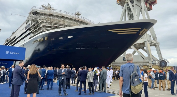 L'Explora III en construction au port de Fincantieri - @MF