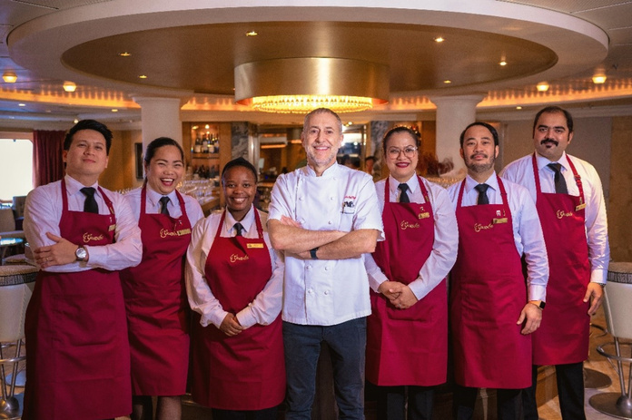 Cunard : Michel Roux revient à bord du Queen Anne - Photo : @Cunard