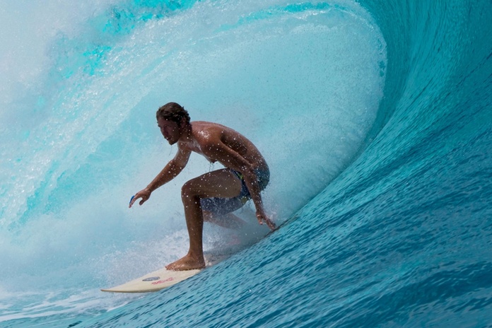 Un an après les Jeux Olympiques de Paris 2024, Teahupo’o en Polynésie française continue d’attirer les touristes. @depositphotos/Prostock Un an après les Jeux Olympiques de Paris 2024, Teahupo’o en Polynésie française continue d’attirer les touristes. @depositphotos/Prostock