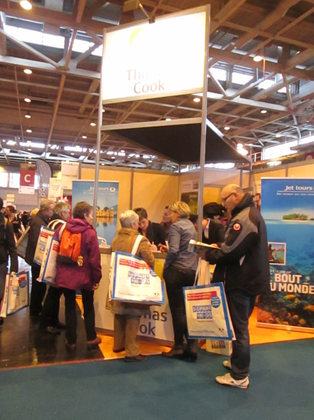 Affluence sur le stand Thomas Cook /Jet tours au dernier SalonsCE Paris. Photo MS Affluence sur le stand Thomas Cook /Jet tours au dernier SalonsCE Paris. Photo MS