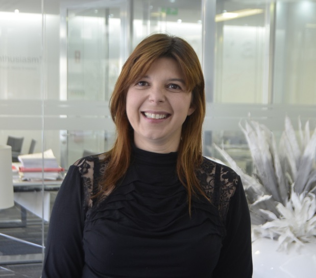 Elsa Diogo, directrice commerciale d'In Tours Portugal : "Je pense qu’effectivement au Portugal il y encore beaucoup de choses à faire au niveau de la « place » des femmes dans des postes de responsabilité mais je pense que les choses bougent de plus en plus rapidement" - Photo In Tours Portugal Elsa Diogo, directrice commerciale d'In Tours Portugal : "Je pense qu’effectivement au Portugal il y encore beaucoup de choses à faire au niveau de la « place » des femmes dans des postes de responsabilité mais je pense que les choses bougent de plus en plus rapidement" - Photo In Tours Portugal