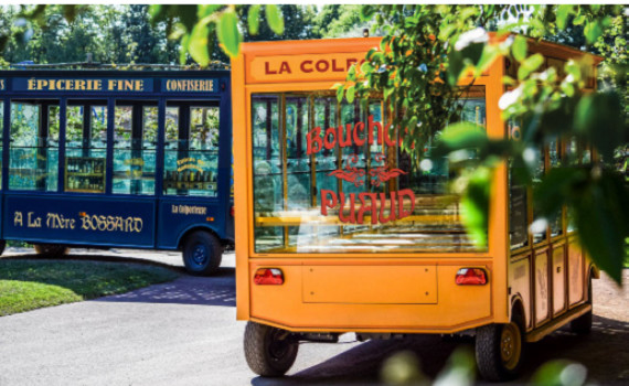 Le Puy du Fou va désormais utiliser des trains solaires électriques - Photo : DR