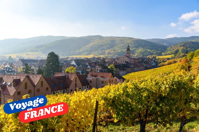 En automne, la nature se pare de teintes flamboyantes : rouges, orangées, dorées. Les vignobles de la Lorraine, de la Champagne et de l’Alsace offrent des paysages spectaculaires - Depositphotos.com, SimonDannhauer En automne, la nature se pare de teintes flamboyantes : rouges, orangées, dorées. Les vignobles de la Lorraine, de la Champagne et de l’Alsace offrent des paysages spectaculaires - Depositphotos.com, SimonDannhauer
