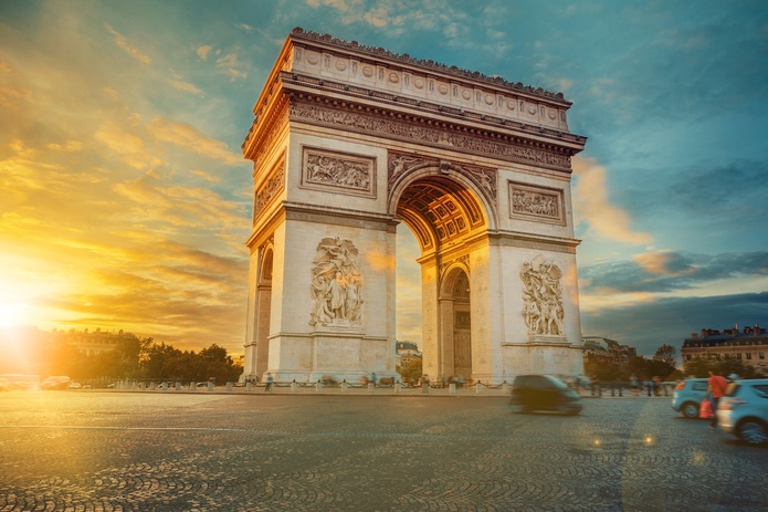 Installée près des Champs-Élysées, la Cité Immersive des Fables permettra aux visiteurs de découvrir les fables les plus célèbres de Jean de La Fontaine - Depositphotos.com, @sergiy.molchenko@gmail.com Installée près des Champs-Élysées, la Cité Immersive des Fables permettra aux visiteurs de découvrir les fables les plus célèbres de Jean de La Fontaine - Depositphotos.com, @sergiy.molchenko@gmail.com