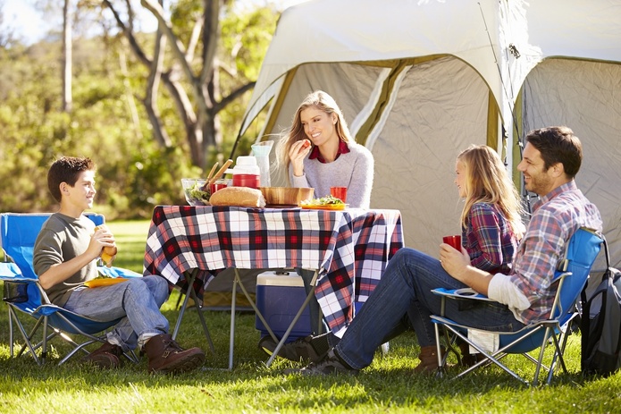 Flower Campings signe un été 2025 en nette progression – Depositphotos @monkeybusiness