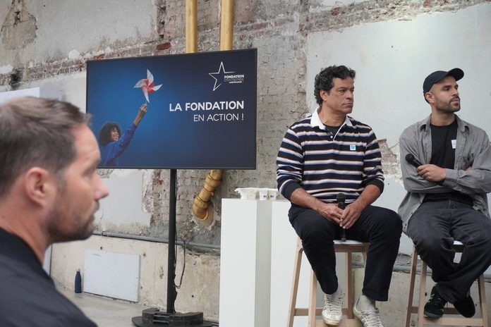 Sous l’œil de Thomas Pesquet, Raï et Wesley Roque - Photo : C. Hardin Sous l’œil de Thomas Pesquet, Raï et Wesley Roque - Photo : C. Hardin