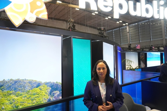Sur le très imposant stand de son pays, à l’IFTM ce 24 septembre, Madame Jacqueline Mora, vice-ministre du Tourisme en République dominicaine. Photo : C.Hardin.