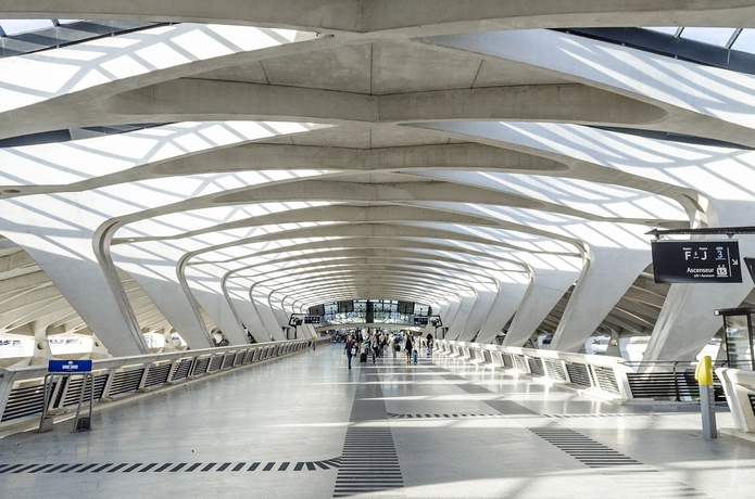 La formule Train + Air est étendue à l'offre OUIGO Grande Vitesse depuis et vers l'aéroport de Lyon-Saint-Exupéry - DepositPhotos.com, jackmalipan La formule Train + Air est étendue à l'offre OUIGO Grande Vitesse depuis et vers l'aéroport de Lyon-Saint-Exupéry - DepositPhotos.com, jackmalipan