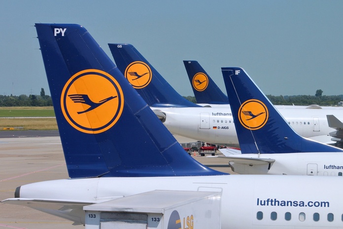 Lufthansa prévoit de supprimer des milliers d'emplois administratifs. @depositphotos/tupungato