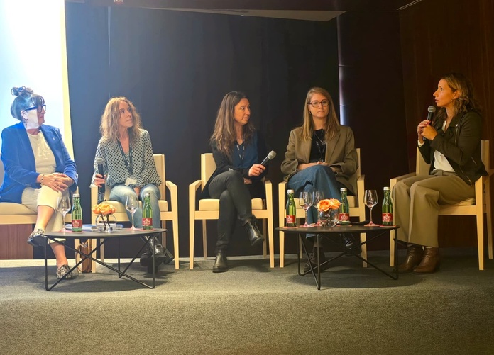 Nadine Pflieger (Costa), Nathalie Schillinger (LK Tours), Barbara Mathieu (Josy Tourisme), Caroline Maisonneuve (Fensh Voyages), et Marie Allantaz - Photo CE