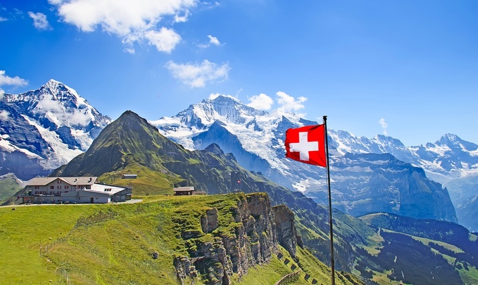 Pierre & Vacances s’installe en Suisse avec SWISSPEAK Resorts - Depositphotos @swisshippo