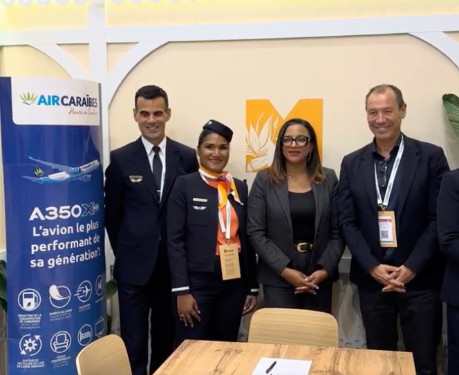 Convention de partenariat signé avec la Martinique et Air Caraïbes - photo Air Caraïbes Convention de partenariat signé avec la Martinique et Air Caraïbes - photo Air Caraïbes