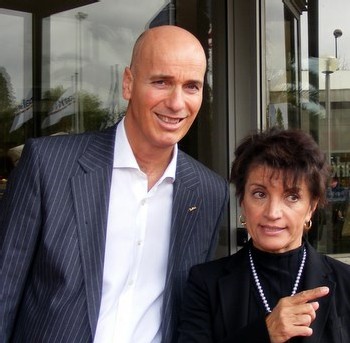 Olivier Jacquin, vice président de Rezidor Hôtel Group et Paola Valzoano, directrice du Park Inn Nice