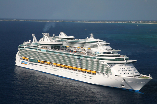Royal Caribbean Int. prend livraison du Independence of the Seas Royal Caribbean Int. prend livraison du Independence of the Seas