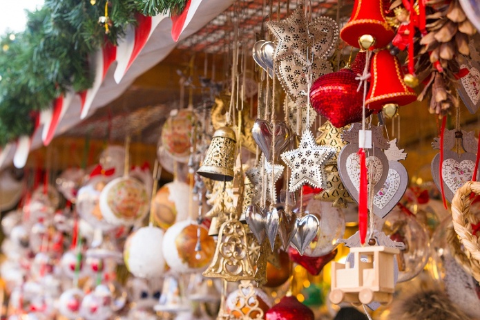 Décembre féérique : 20 fêtes et marchés de Noël incontournables en France - Depositphotos.com Auteur elitravo
