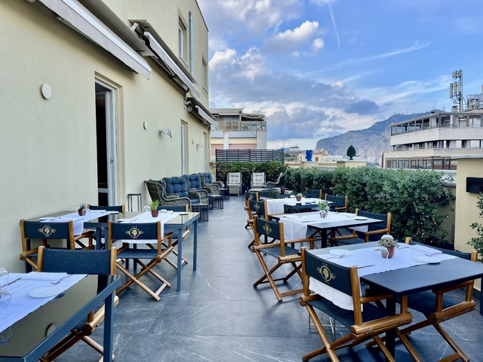 Un rooftop idéal pour les soirées à la belle saison(Photo PB) Un rooftop idéal pour les soirées à la belle saison(Photo PB)