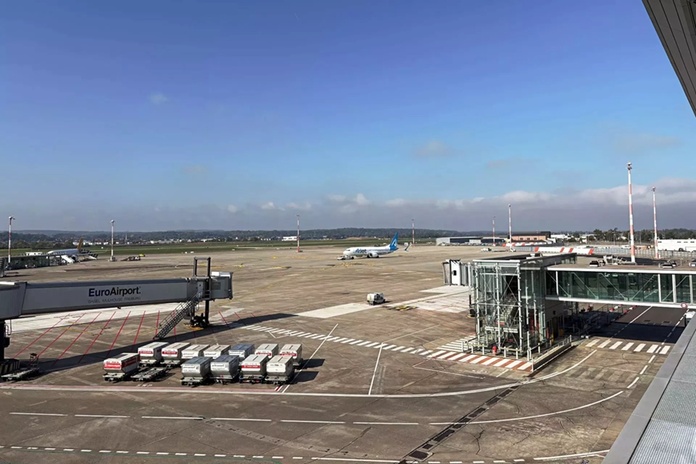 ’EuroAirport rouvre en partie sa terrasse panoramique après 10 ans de fermeture - Photo EuroAirport