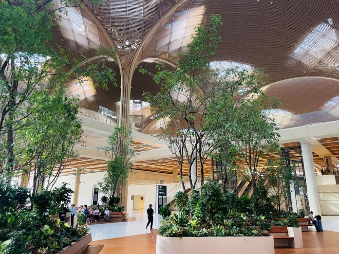 Le nouvel aéroport de Techo : beau, moderne, écologique - Photo : C.Hardin Le nouvel aéroport de Techo : beau, moderne, écologique - Photo : C.Hardin