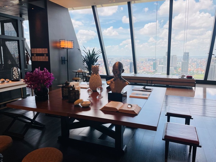 Vue sur Phnom Penh depuis l'élégant hôtel Rosewood - Photo : C.Hardin Vue sur Phnom Penh depuis l'élégant hôtel Rosewood - Photo : C.Hardin