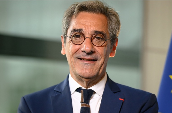 Serge Papin : "Nous devons à toutes nos entreprises, celles du tourisme ne font pas exception, un budget qui les sortent de l’incertitude" - Source photo : SIRCOM - GezelinGree