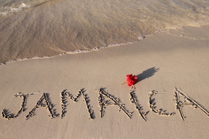 Le ministère du Tourisme jamaïcain vise une opérationnalité complète du secteur touristique d’ici le 15 décembre 2025.@depositphotos