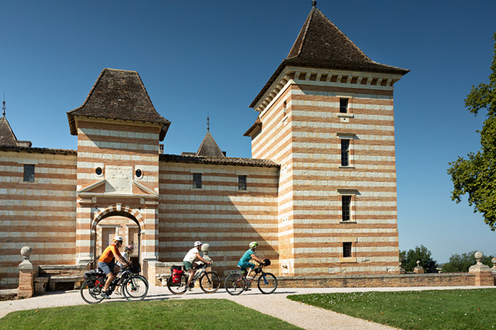 Le Tour de la Haute-Garonne à Vélo au Château de Laréole © Manuel Huynh