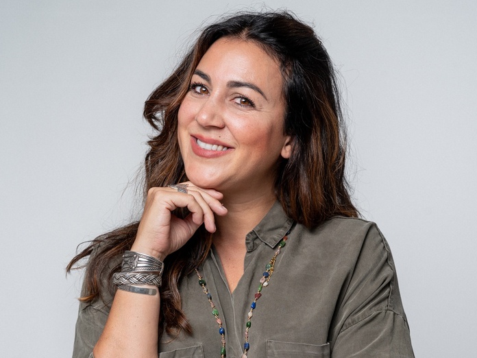 Marion Benattar, fondatrice de Mademoiselle Voyage, a transformé son blog relatant son tour du monde en 2015-2016 en une agence spécialisée dans les voyages sur-mesure - Photo : Yves Rousseau