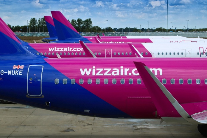 Paris-Beauvais : Wizz Air lance une nouvelle ligne vers la Roumanie - Depositphotos.com Auteur tupungato