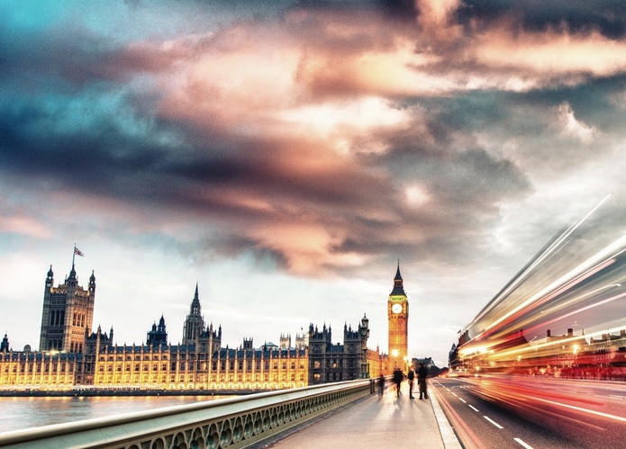 Le groupe RATP cède ses activités de bus touristiques à Londres et Bath (Tootbus UK) à First Bus - DepositPhotos.com, jovannig