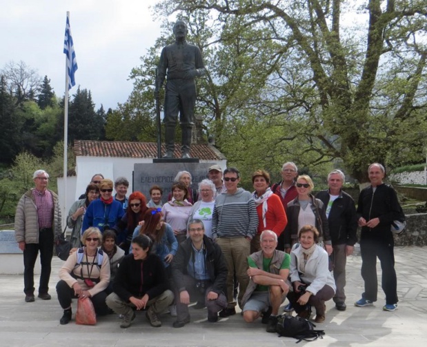 Une vingtaine de seniors français découvrent « autrement » la Crète. Voyage organisé eu Ier au 8 avril 2016 - Photo DR