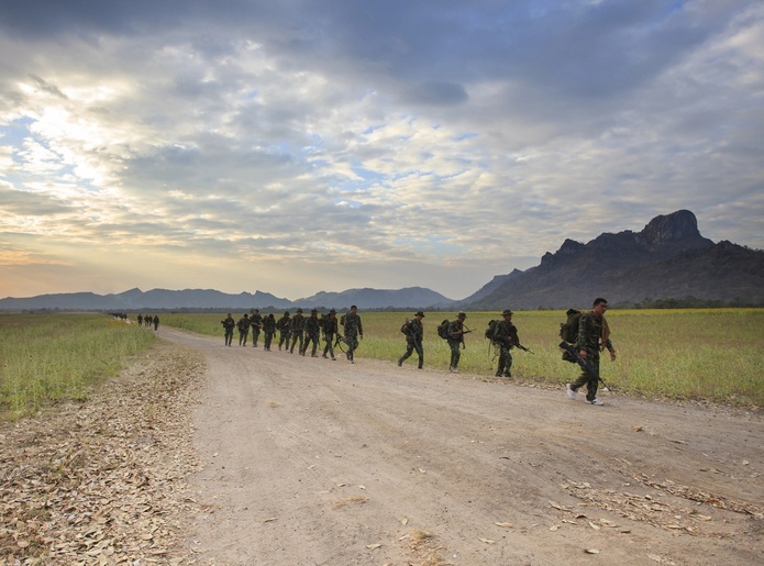 Déjà 26 morts et des centaines de milliers de déplacés dans la guerre entre la Thaïlande et le Cambodge - Depositphotos @khunaspix