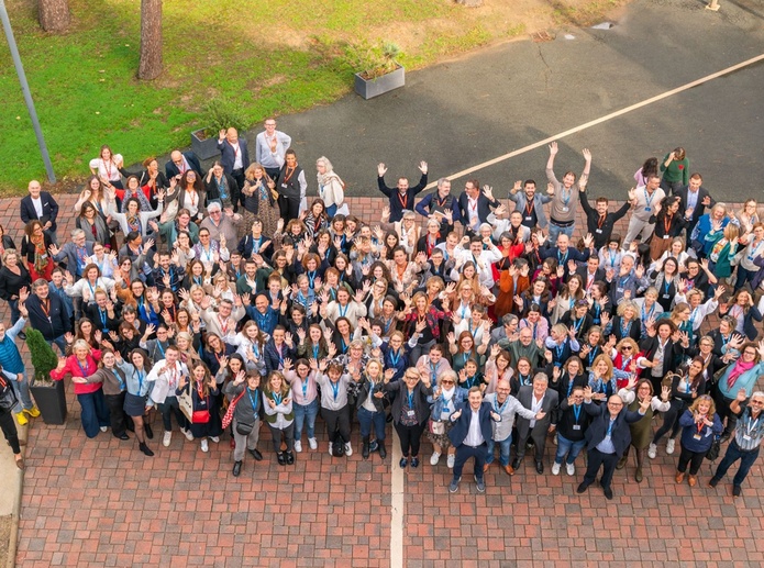 Voyages Internationaux est référencé chez Selectour pour sa brochure autocar - Crédit photos : Visages du Monde Voyages Internationaux est référencé chez Selectour pour sa brochure autocar - Crédit photos : Visages du Monde