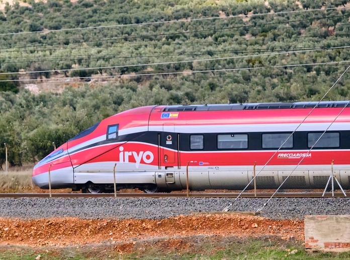 Pour le ministre espagnol des Transports "le choc a été terrible" suite à l'accident de trains - DEpositphotos