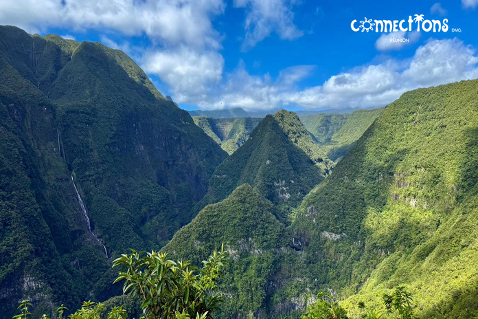 Vallée de Takamaka © Connections Réunion – Louise HULIN Vallée de Takamaka © Connections Réunion – Louise HULIN