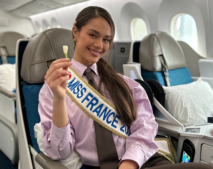 Hinaupoko Devèze, Miss France 2026, a effectué son premier retour officiel en Polynésie française - Photo : Air Tahiti Nui / Tekohu MOU