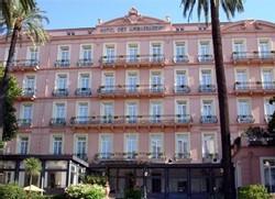 L'hôtel Ambassadeur L'hôtel Ambassadeur