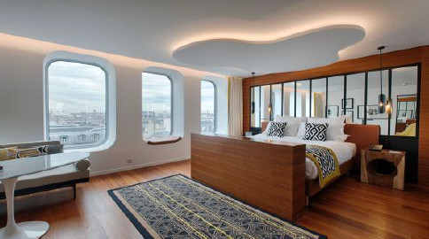 Les chambres de l'hôtel Renaissance de Paris République sont décorés dans le style des ateliers d'artistes locaux - Photo : Marriott International Les chambres de l'hôtel Renaissance de Paris République sont décorés dans le style des ateliers d'artistes locaux - Photo : Marriott International