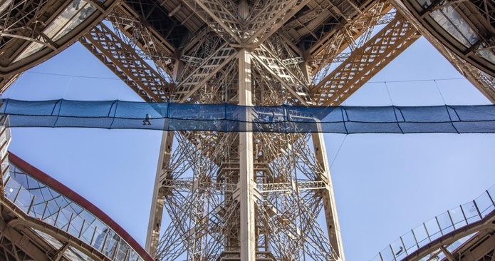 En complément, une terrasse printanière est installée au premier étage - Photo : SETE J.SCHLICHTER