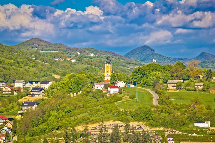 La Croatia inaugure un nouveau parc naturel protégé, le parc des monts Zagorje, situé à proximité de Zagreb @depositphotos/xbrchx